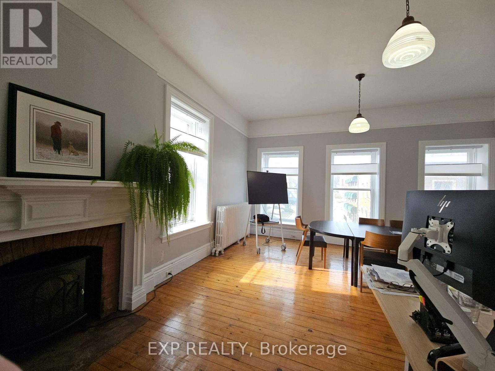 3RD FLOOR - 43 KING STREET W, Brockville, Ontario