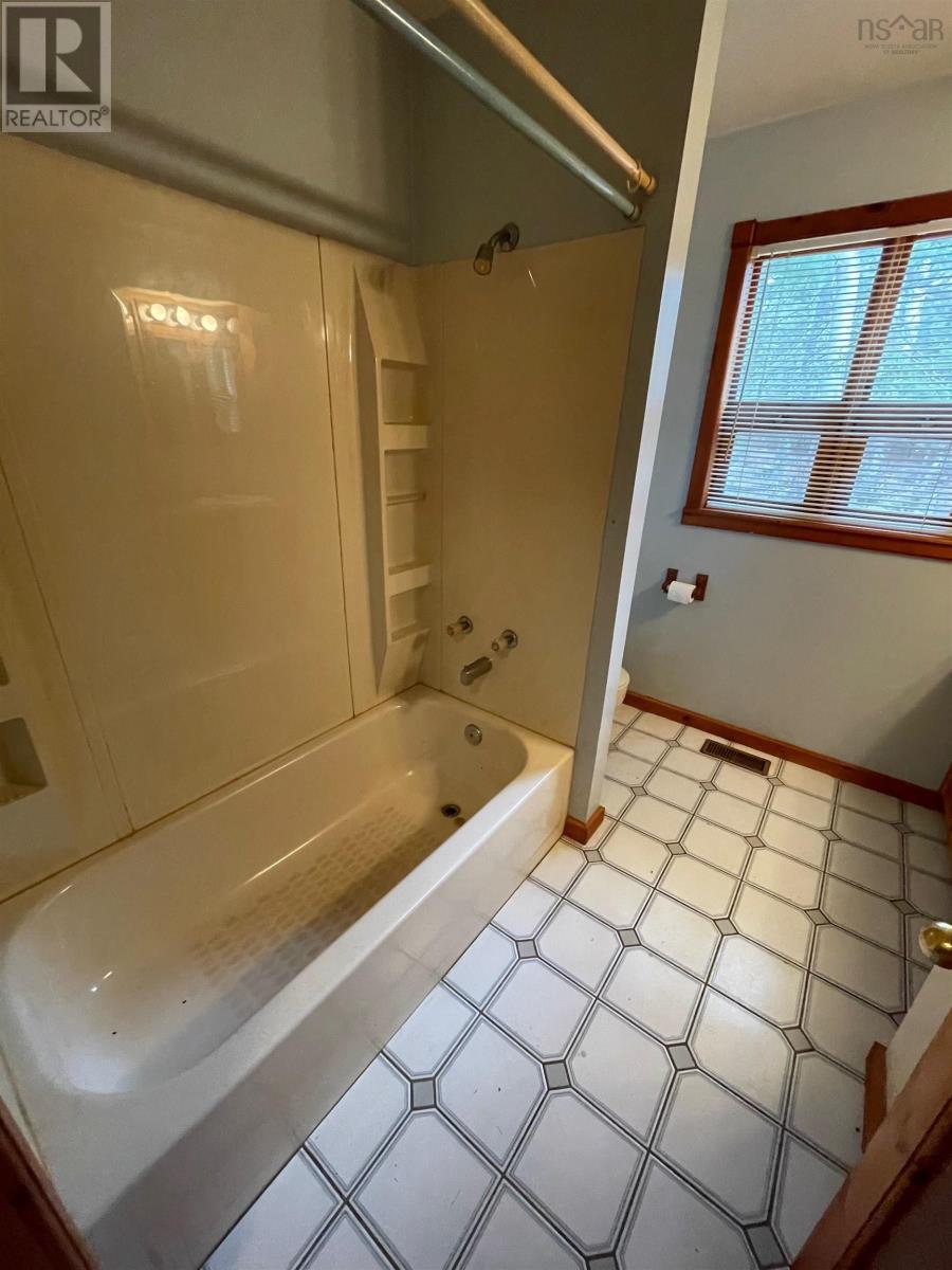 5536 East Bay Highway, Ben Eoin, Nova Scotia  B1J 1P6 - Photo 29 - 202505927