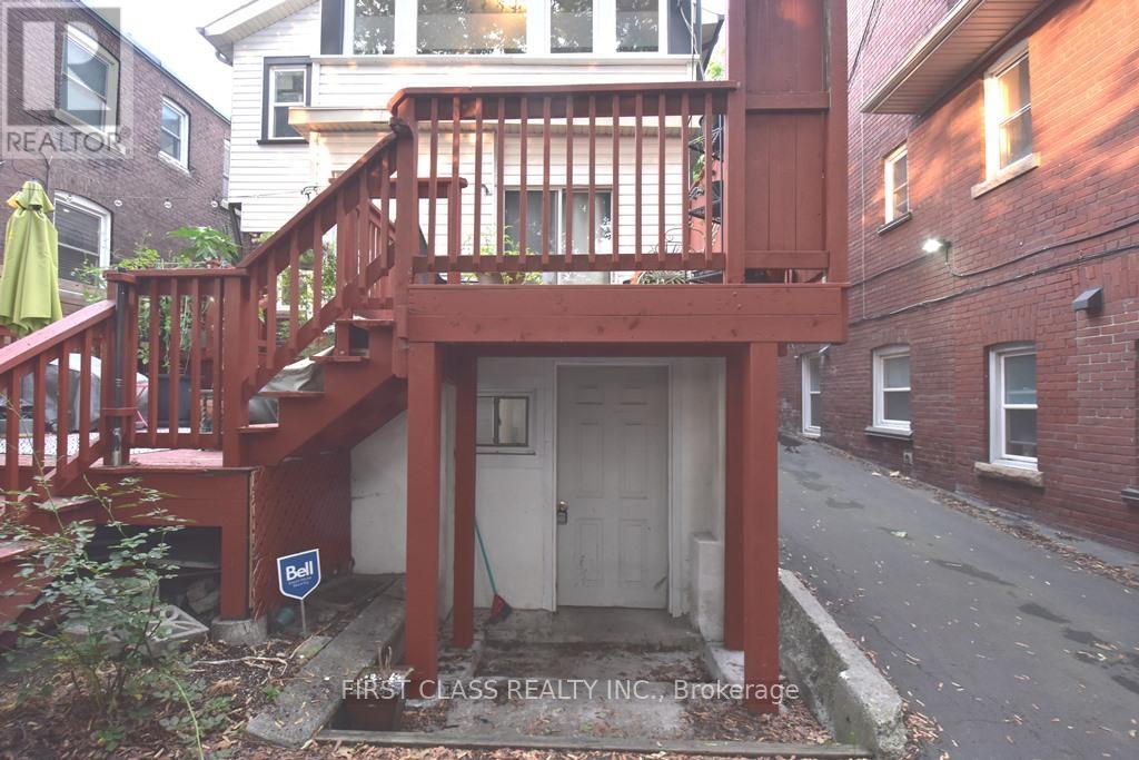 102 Greenwood Avenue, Toronto, Ontario  M4L 2P6 - Photo 15 - E12041523