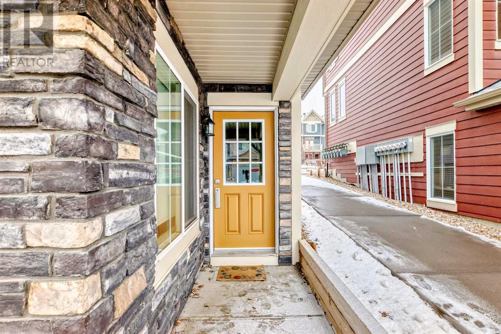 Property at 61 Kinlea Way NW image 3