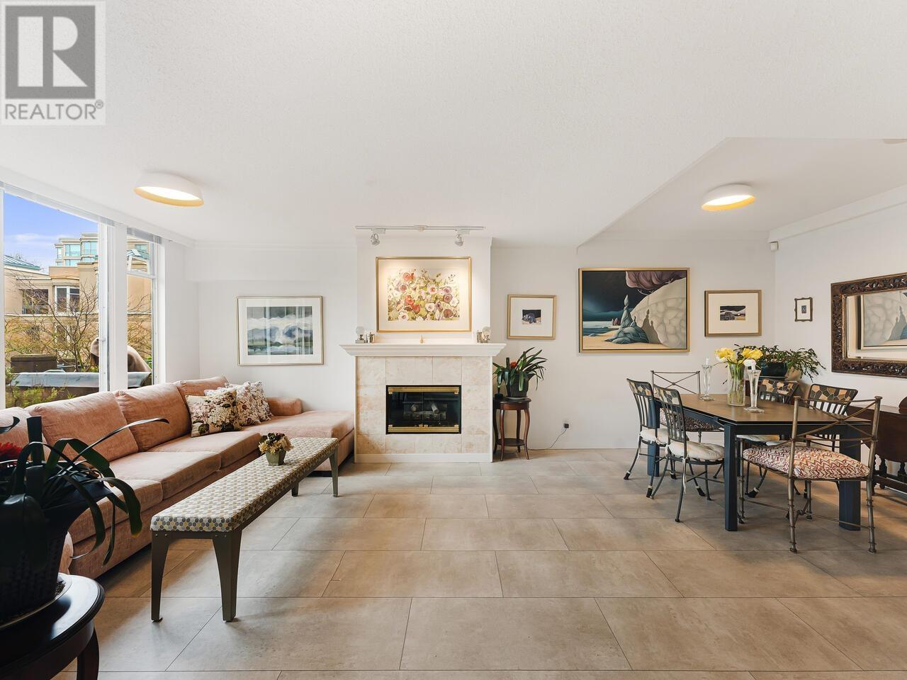 Property at TH1 2668 ASH STREET image 2