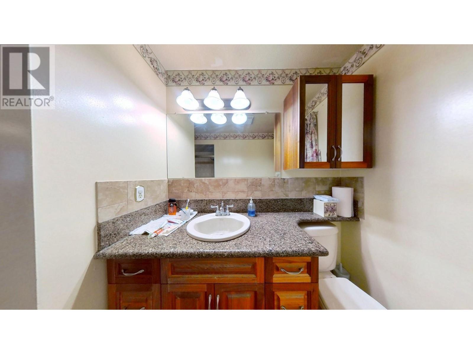 602 E 61st Avenue, Vancouver, British Columbia  V5X 2B9 - Photo 12 - R2982637