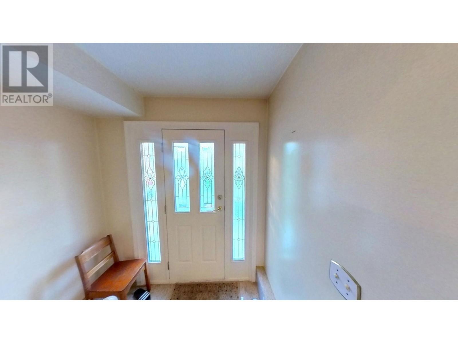 602 E 61st Avenue, Vancouver, British Columbia  V5X 2B9 - Photo 3 - R2982637