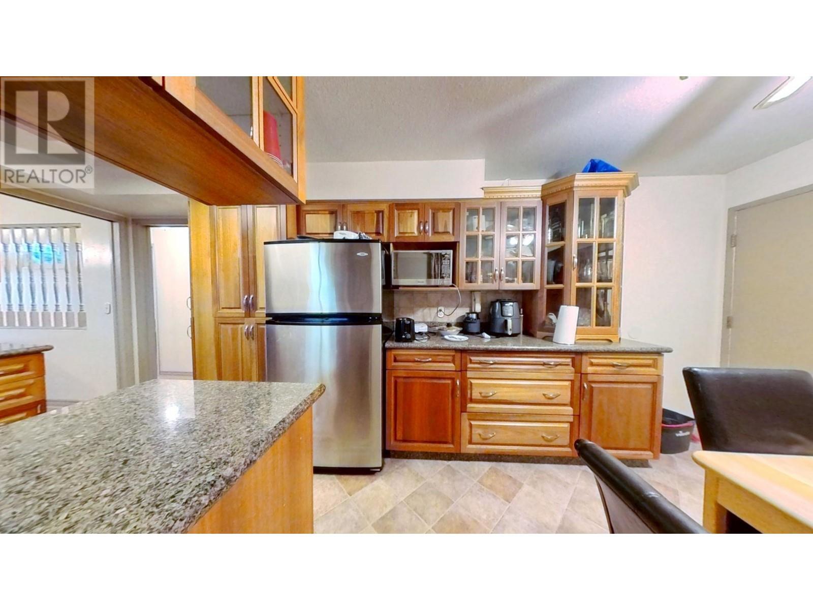 602 E 61st Avenue, Vancouver, British Columbia  V5X 2B9 - Photo 8 - R2982637