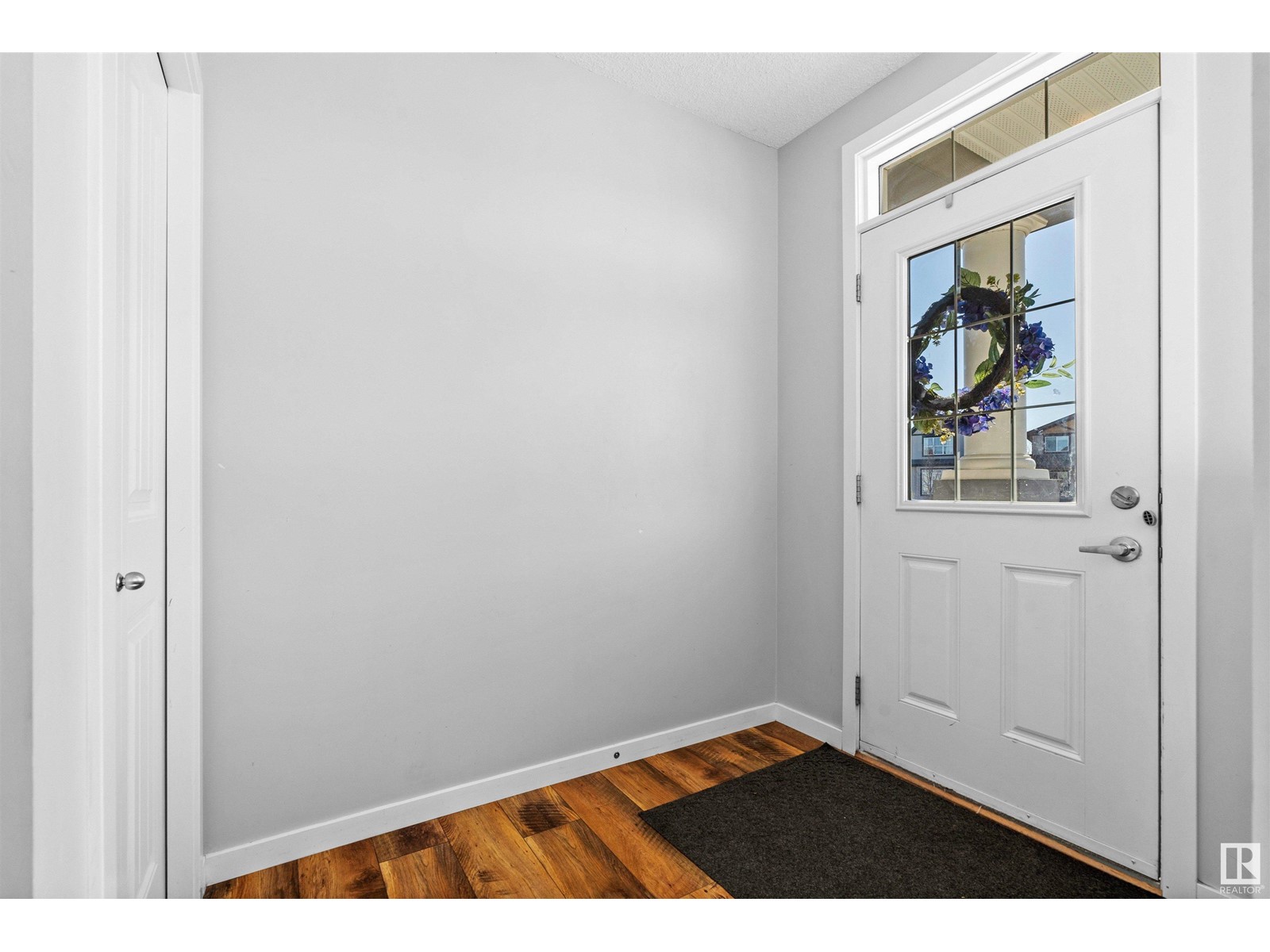Property at 17673 60A ST NW NW image 5
