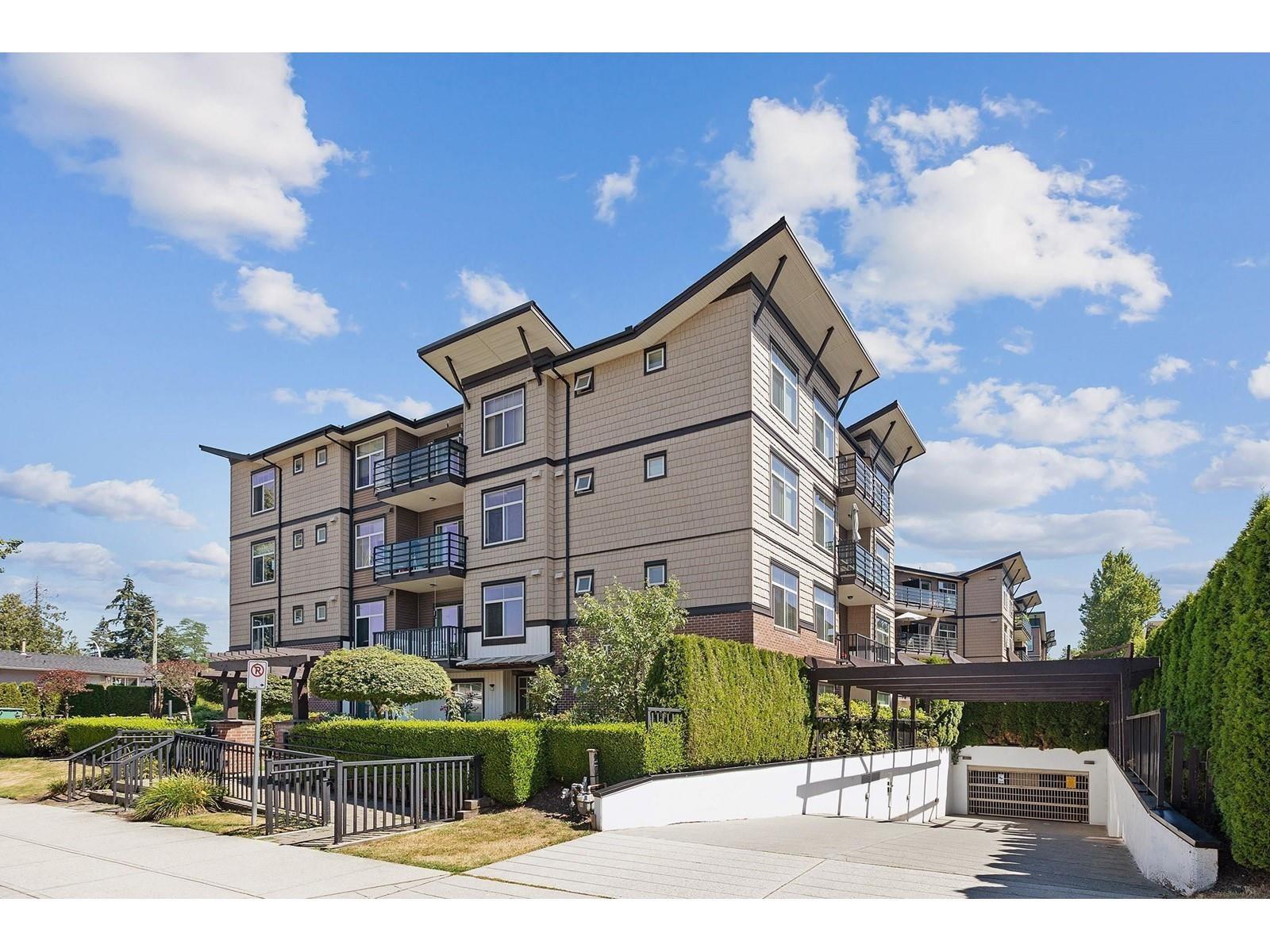 411 8168 120a Street, Surrey, British Columbia  V3W 3P3 - Photo 1 - R2982423