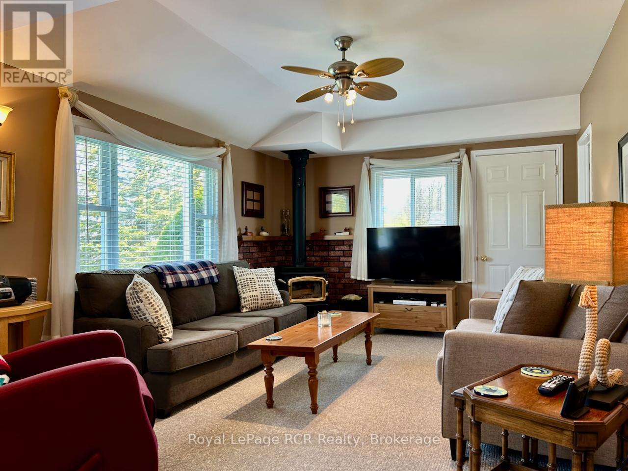 5 Mill Point Road, Northern Bruce Peninsula, Ontario  N0H 1W0 - Photo 12 - X12044177