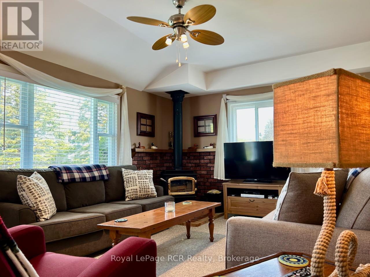 5 Mill Point Road, Northern Bruce Peninsula, Ontario  N0H 1W0 - Photo 13 - X12044177