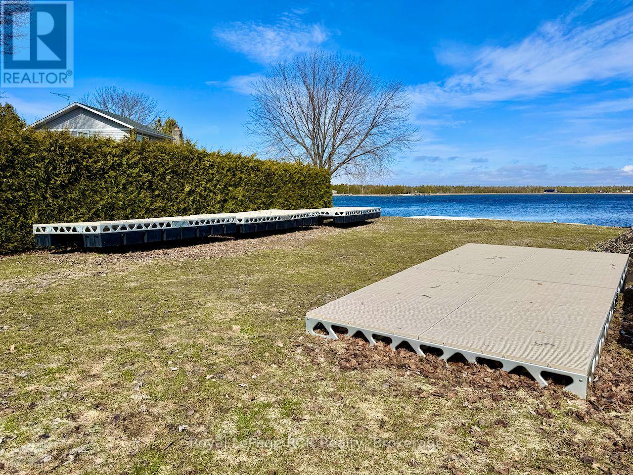 5 Mill Point Road, Northern Bruce Peninsula, Ontario  N0H 1W0 - Photo 42 - X12044177