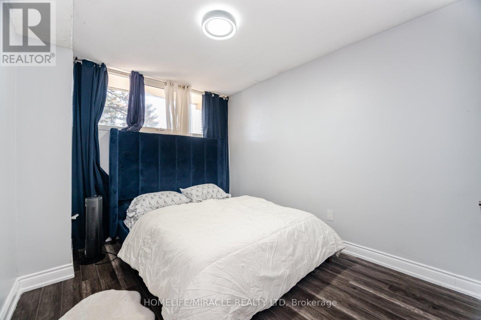 111 - 2 Valhalla Inn Road, Toronto, Ontario  M9B 6C3 - Photo 24 - W12009923