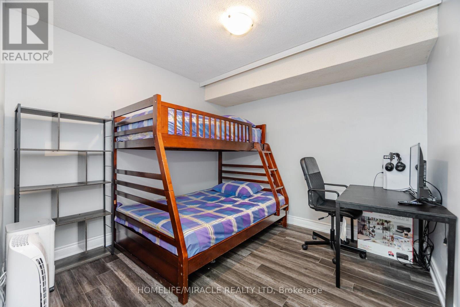 111 - 2 Valhalla Inn Road, Toronto, Ontario  M9B 6C3 - Photo 26 - W12009923