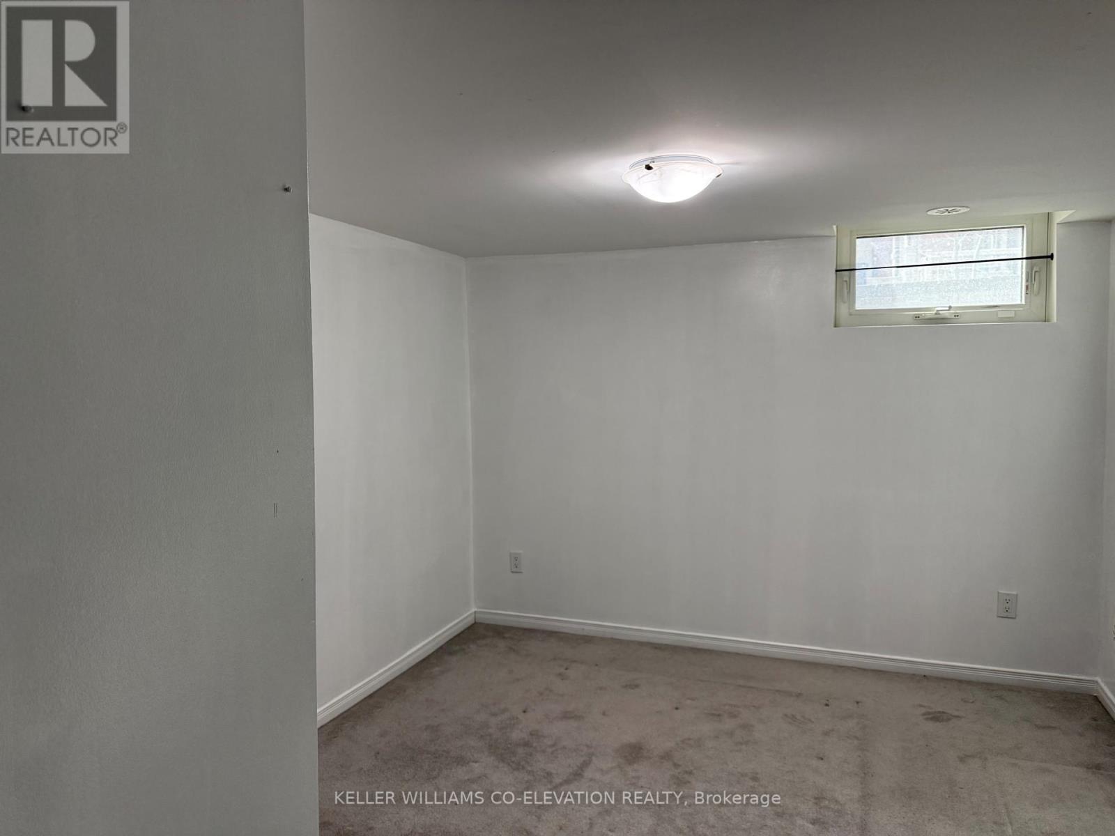 112 - 11 Applewood Lane, Toronto, Ontario  M9C 2Z7 - Photo 11 - W12044183