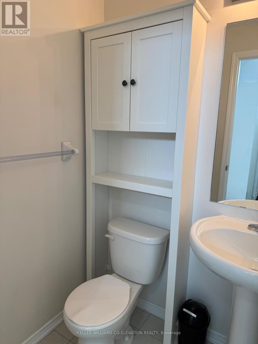 112 - 11 Applewood Lane, Toronto, Ontario  M9C 2Z7 - Photo 15 - W12044183
