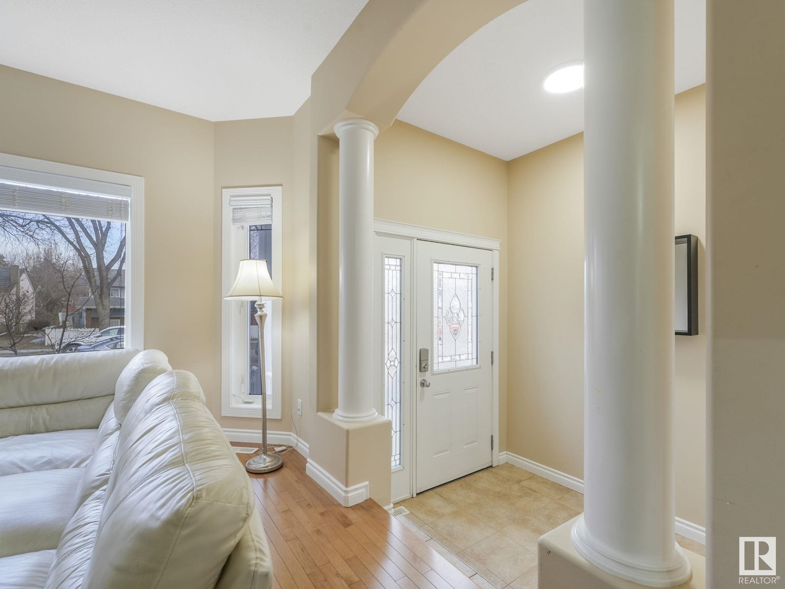 Property at 11720 126 ST NW image 2