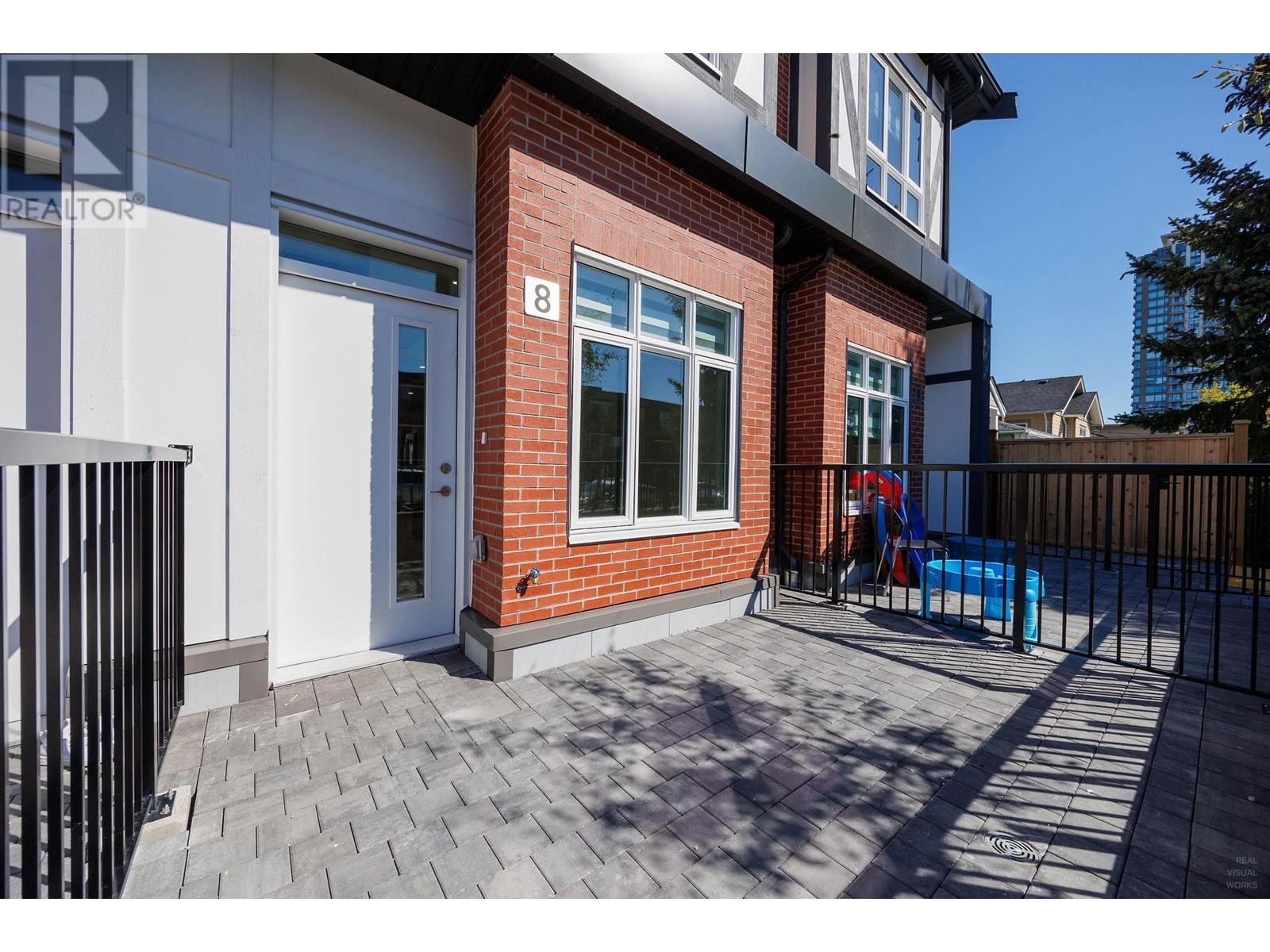 Listing Picture 19 of 24 : 8 6929 BALMORAL STREET, Burnaby / 本拿比 - 魯藝地產 Yvonne Lu Group - MLS Medallion Club Member