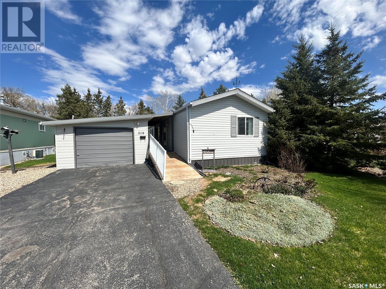 518 March AVENUE E, langenburg, Saskatchewan