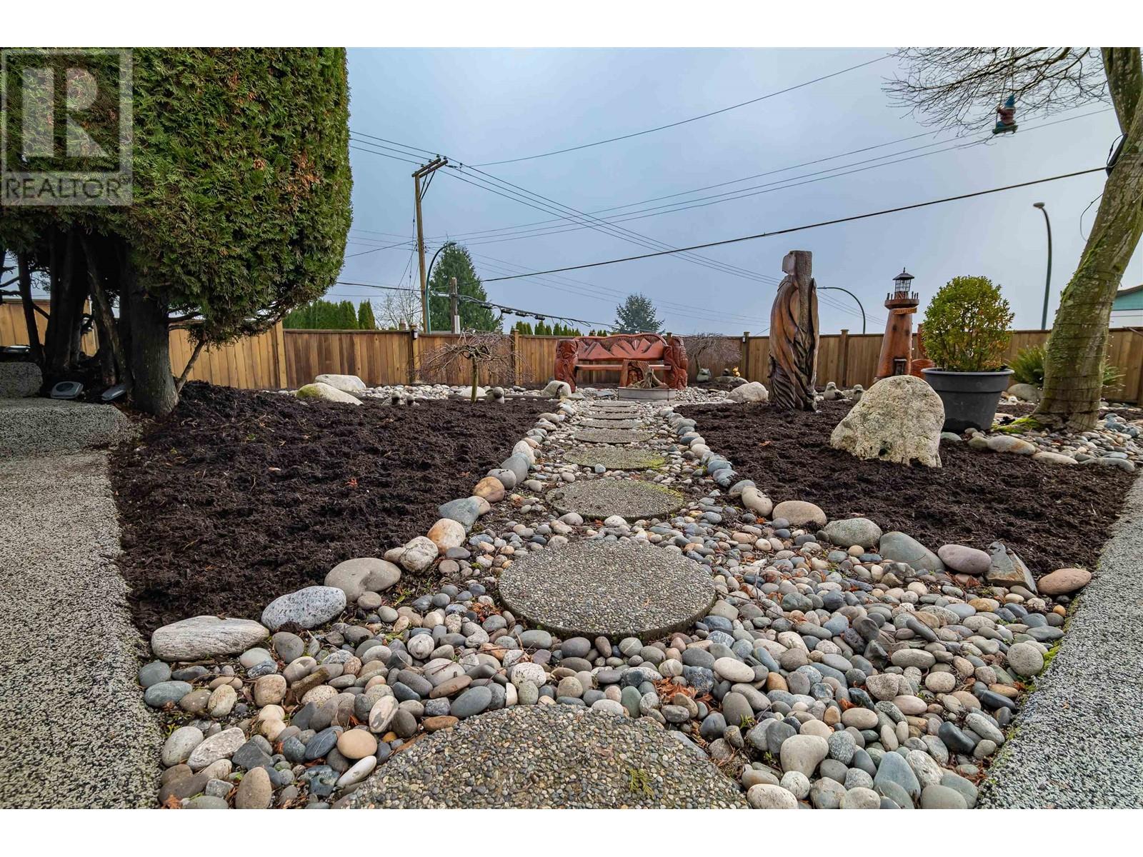 320 Nelson Street, Coquitlam, British Columbia  V3K 4N3 - Photo 13 - R2980194