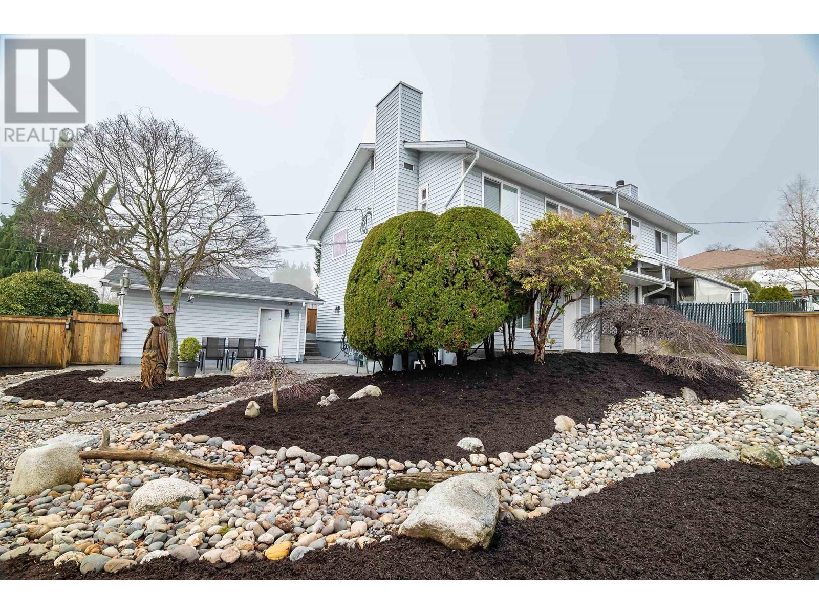 320 NELSON STREET, coquitlam, British Columbia