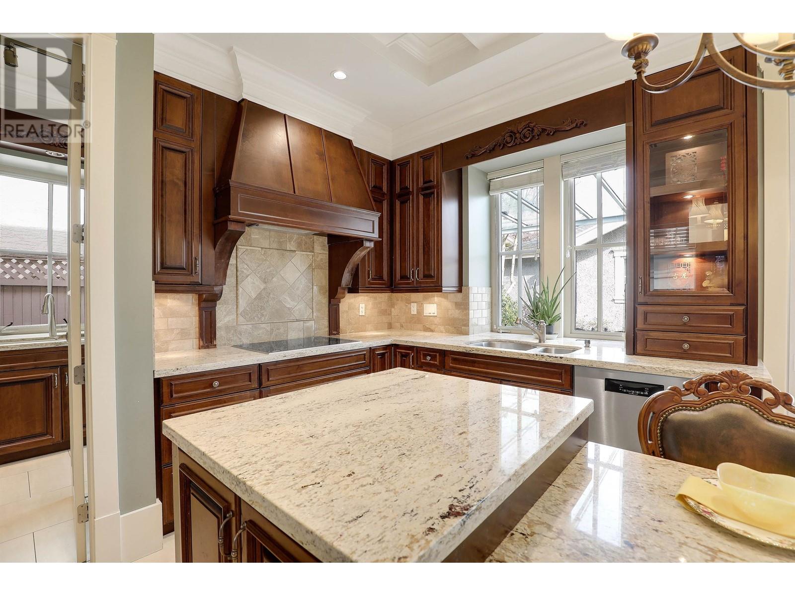 6616 Wiltshire Street, Vancouver, British Columbia  V6P 5G7 - Photo 10 - R2981933