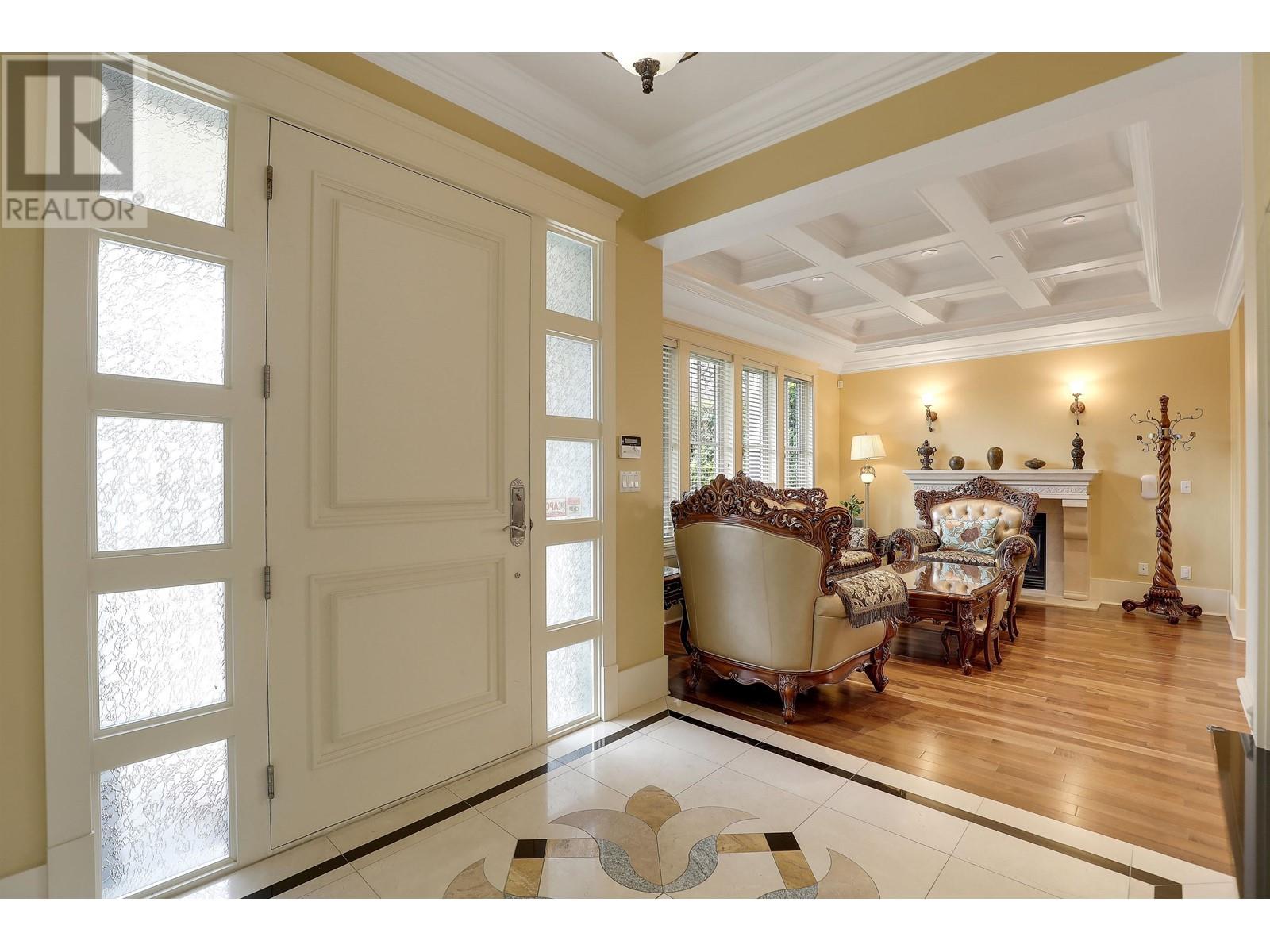 Property at 6616 WILTSHIRE STREET image 4