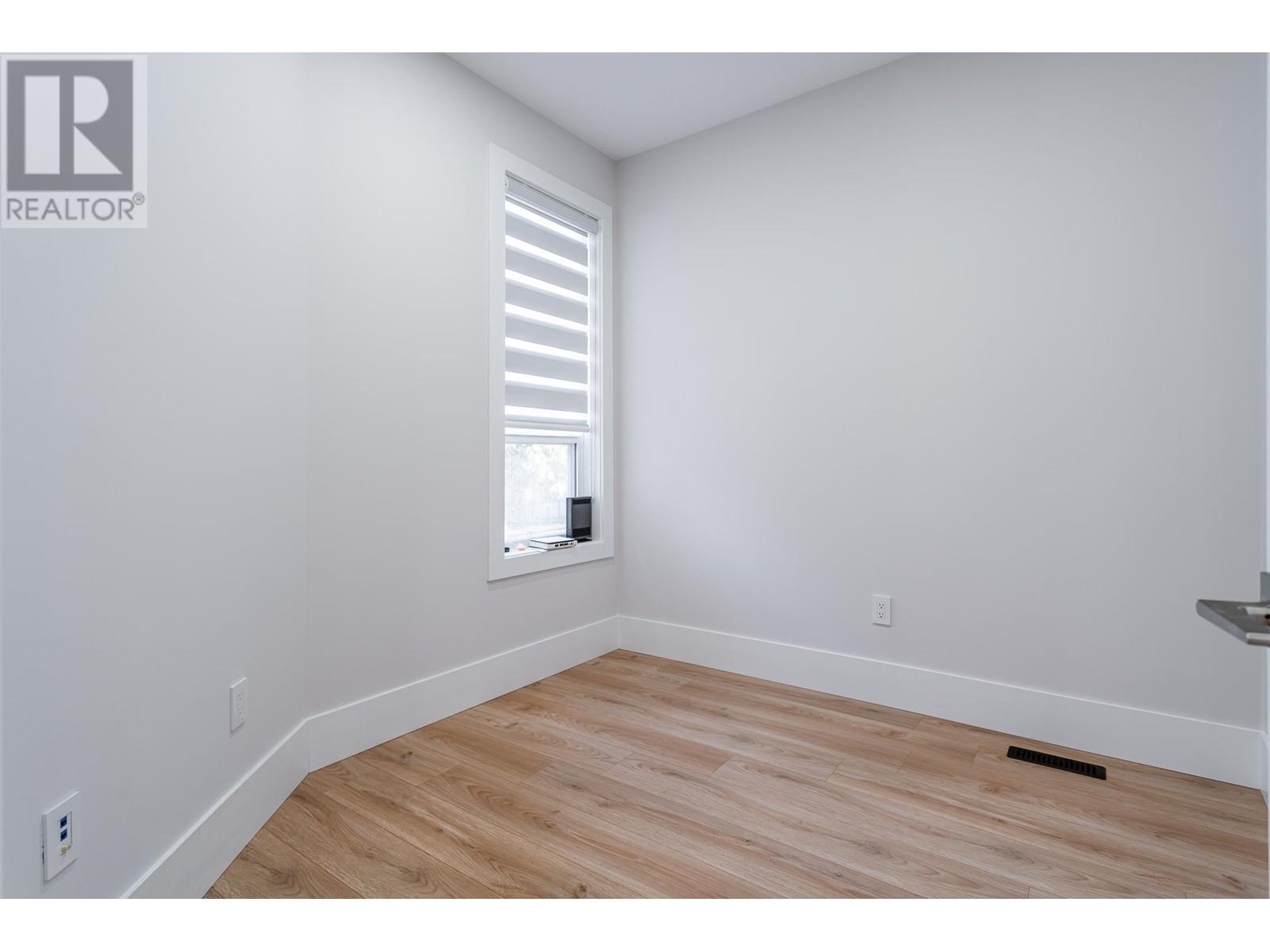 3409 Victoria Drive, Coquitlam, British Columbia  V3B 2V5 - Photo 13 - R2979747