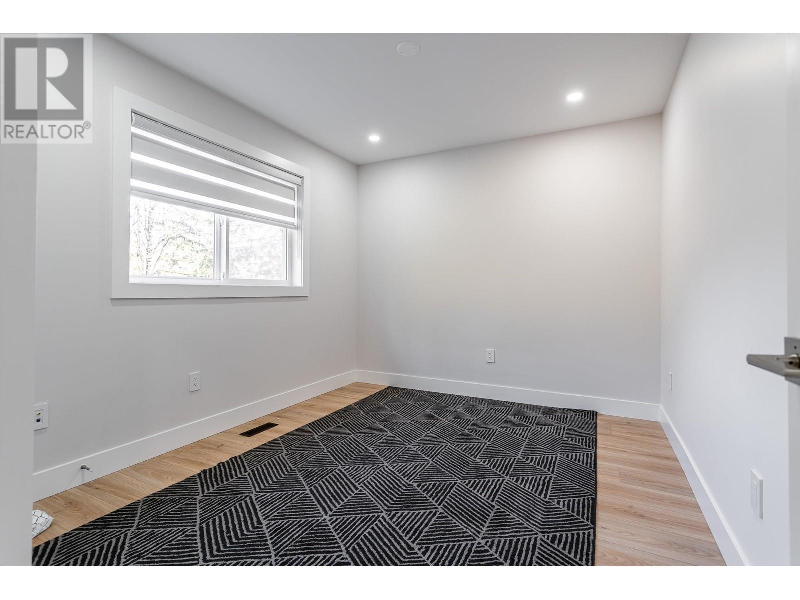 3409 Victoria Drive, Coquitlam, British Columbia  V3B 2V5 - Photo 26 - R2979747