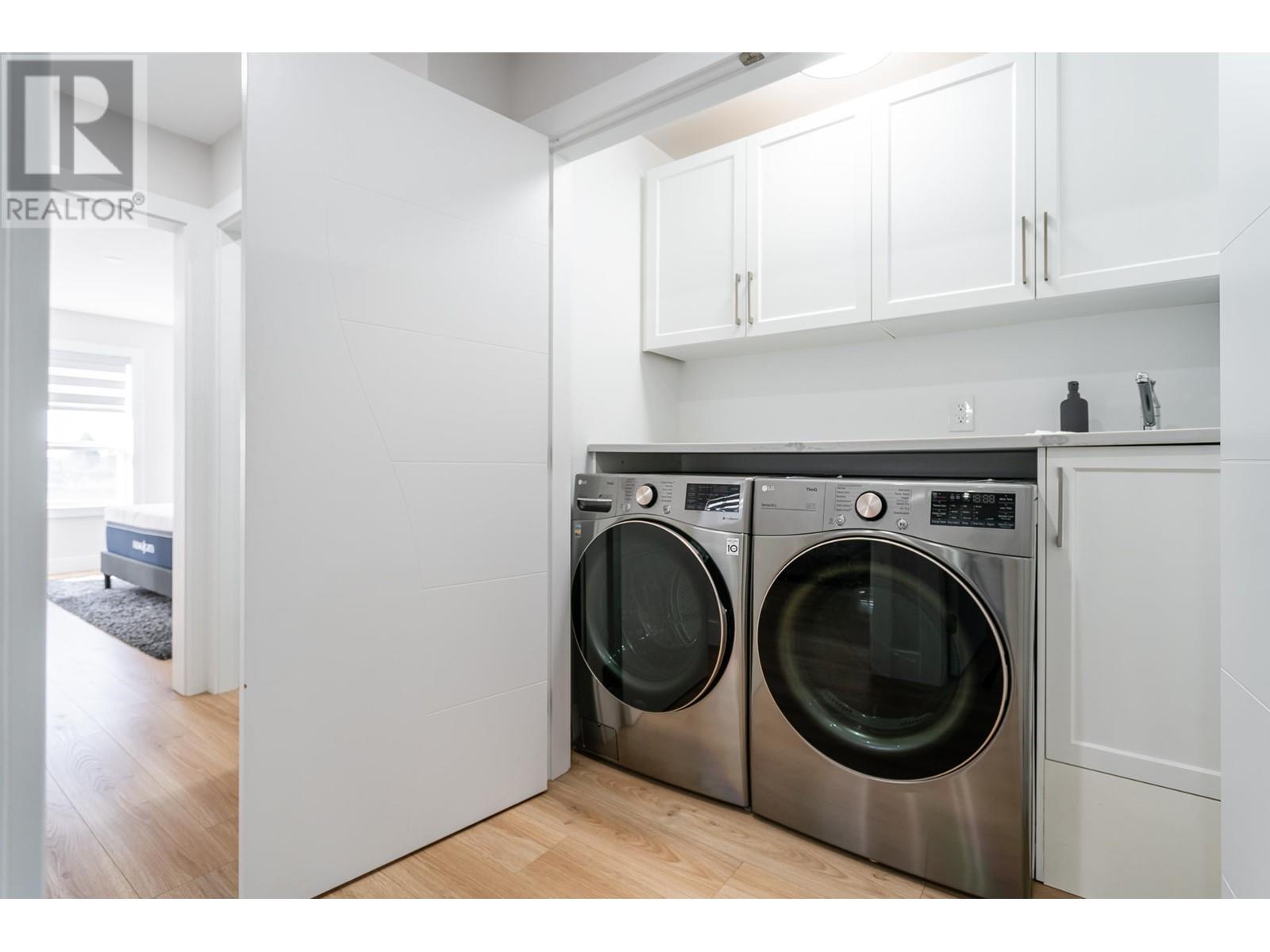 3409 Victoria Drive, Coquitlam, British Columbia  V3B 2V5 - Photo 27 - R2979747