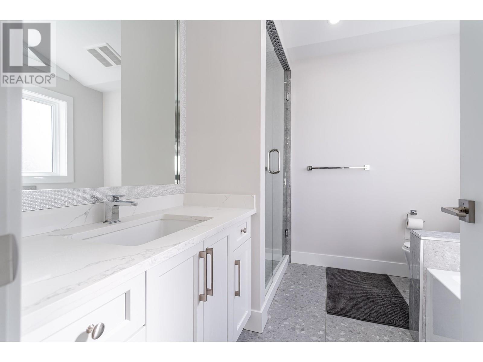 3409 Victoria Drive, Coquitlam, British Columbia  V3B 2V5 - Photo 23 - R2979747