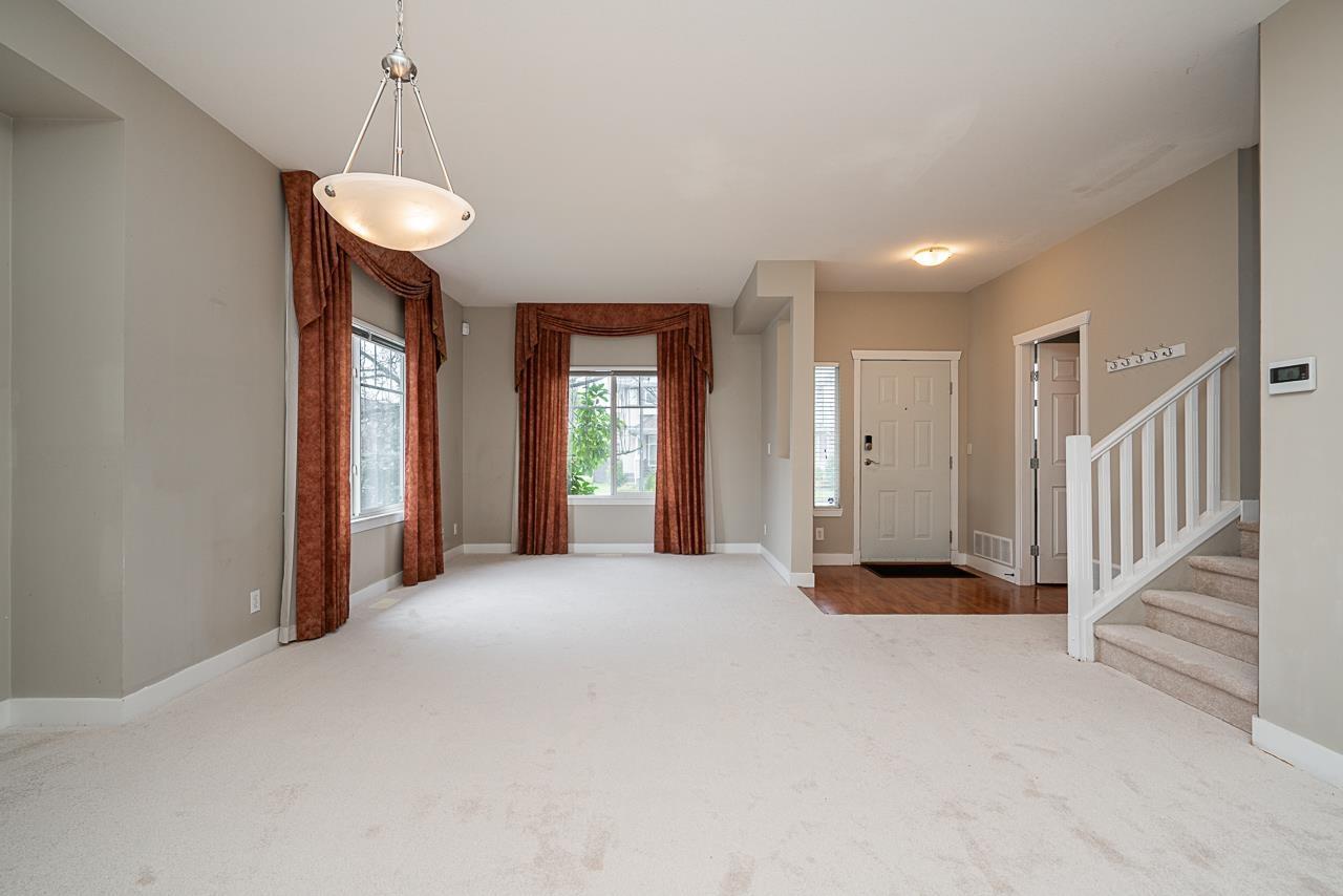 16770 63 Avenue, Surrey, British Columbia  V3S 0Z2 - Photo 4 - R2982584
