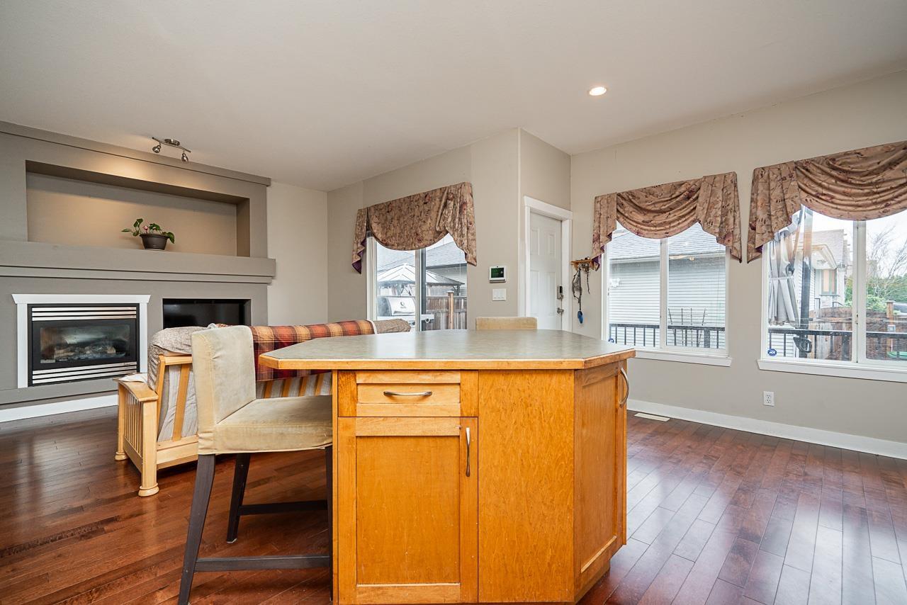 16770 63 Avenue, Surrey, British Columbia  V3S 0Z2 - Photo 8 - R2982584