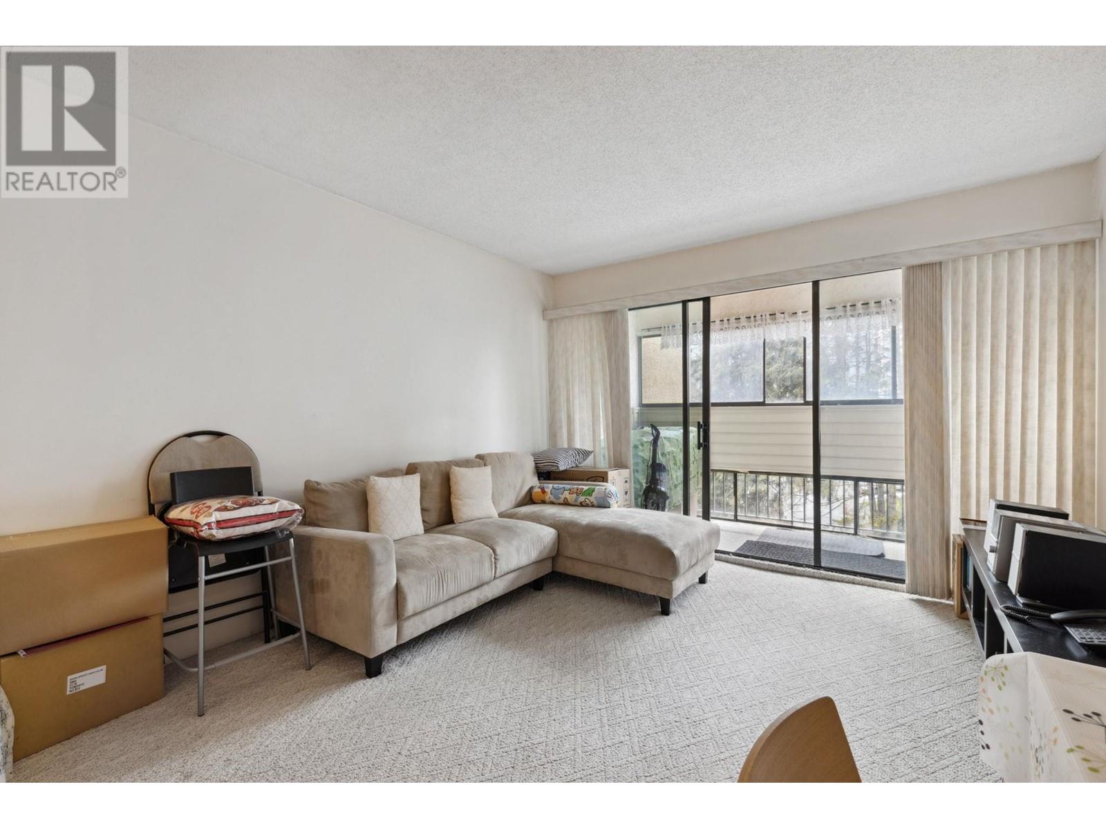 317 8291 Park Road, Richmond, British Columbia  V6Y 1T3 - Photo 2 - R2978797