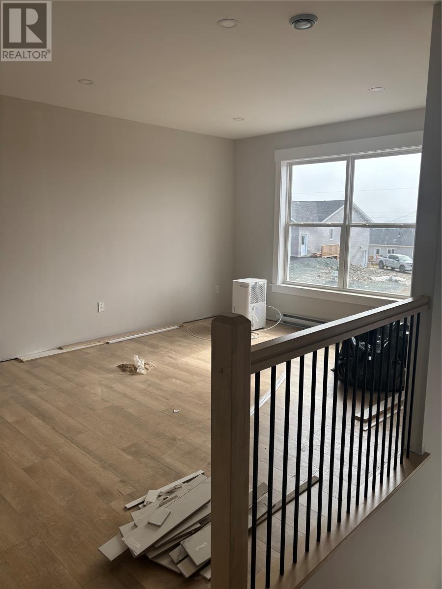 Property at 9 Lawn Point Avenue image 3