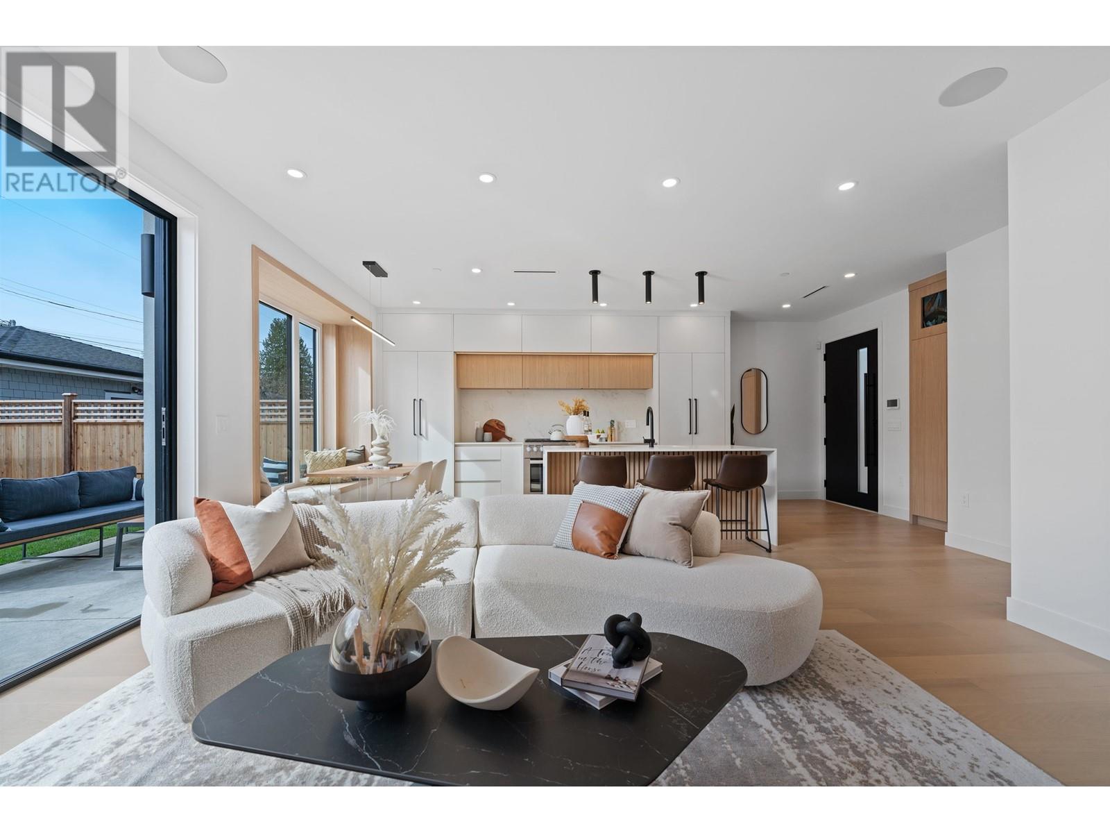 2 3880 W 23RD AVENUE, vancouver, British Columbia