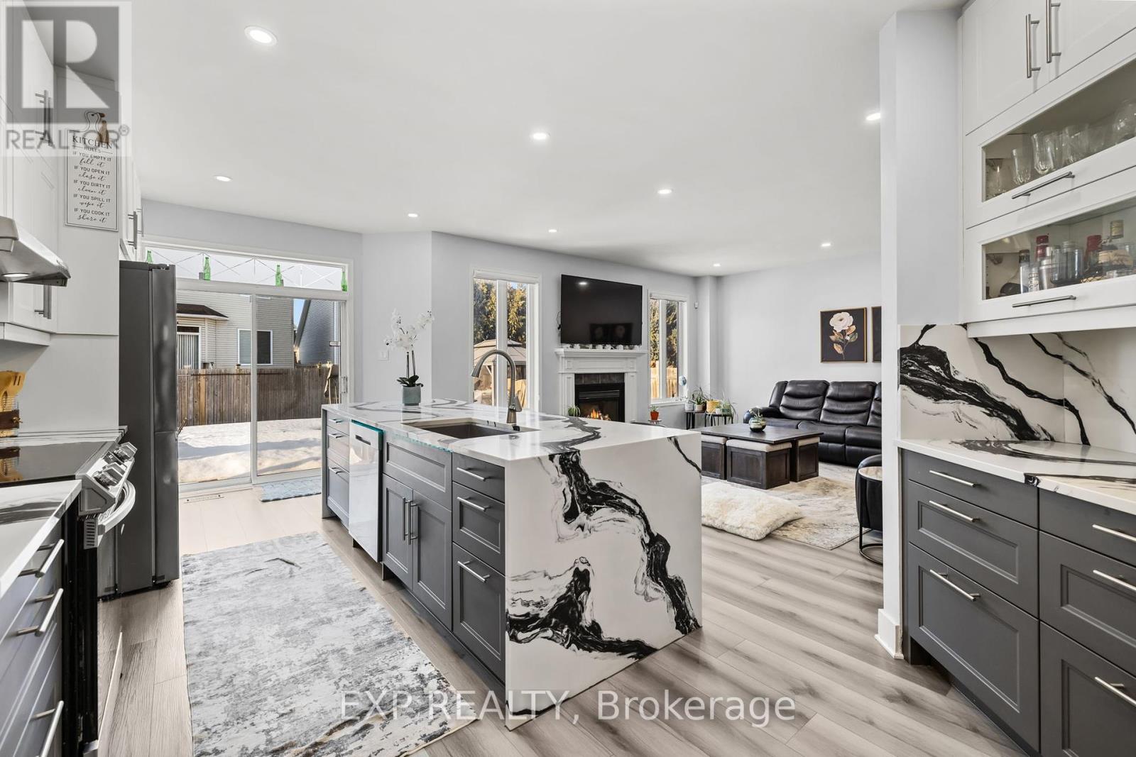 Property at 2151 AVEBURY DRIVE image 5