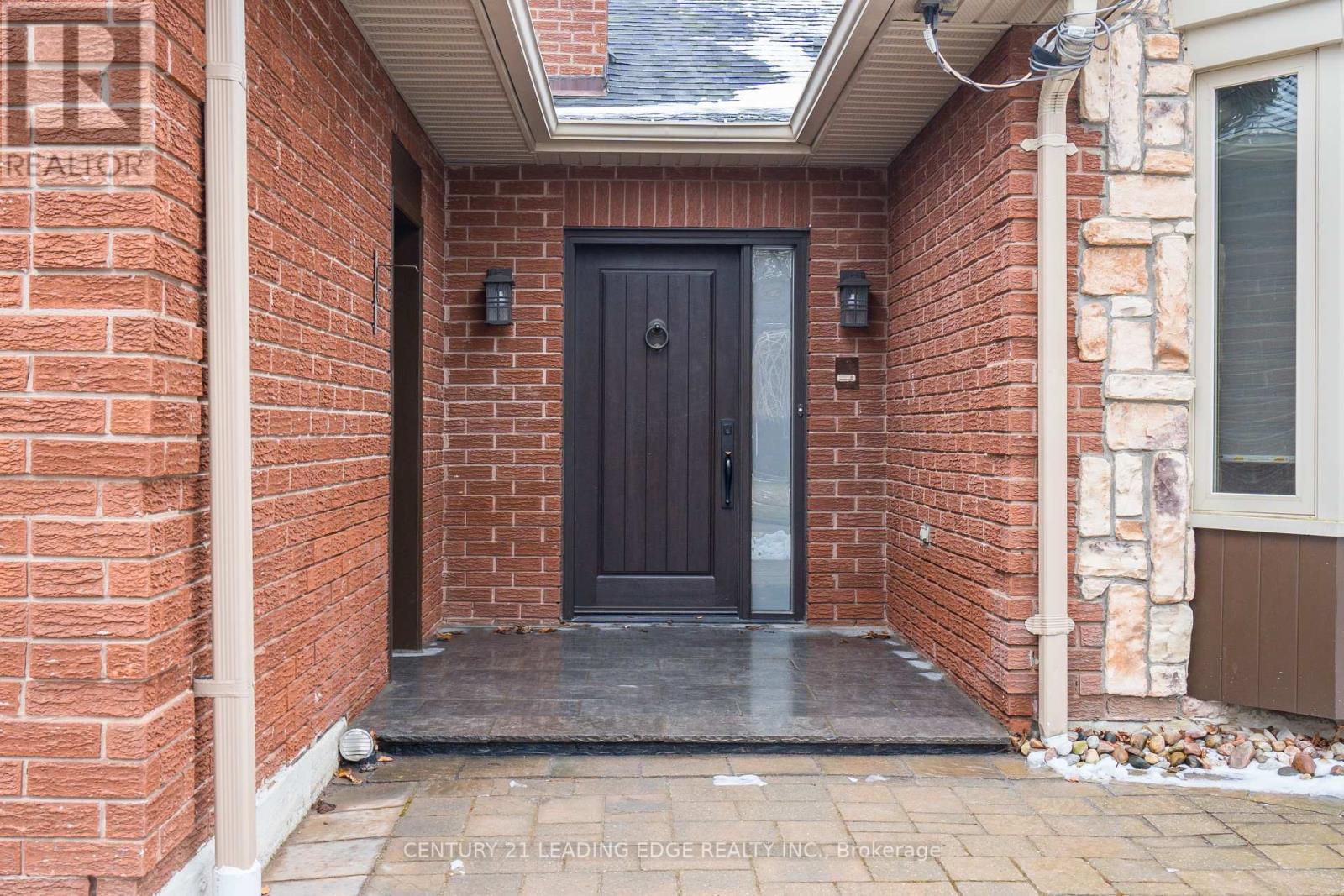 Property at 250 LORI AVENUE image 3
