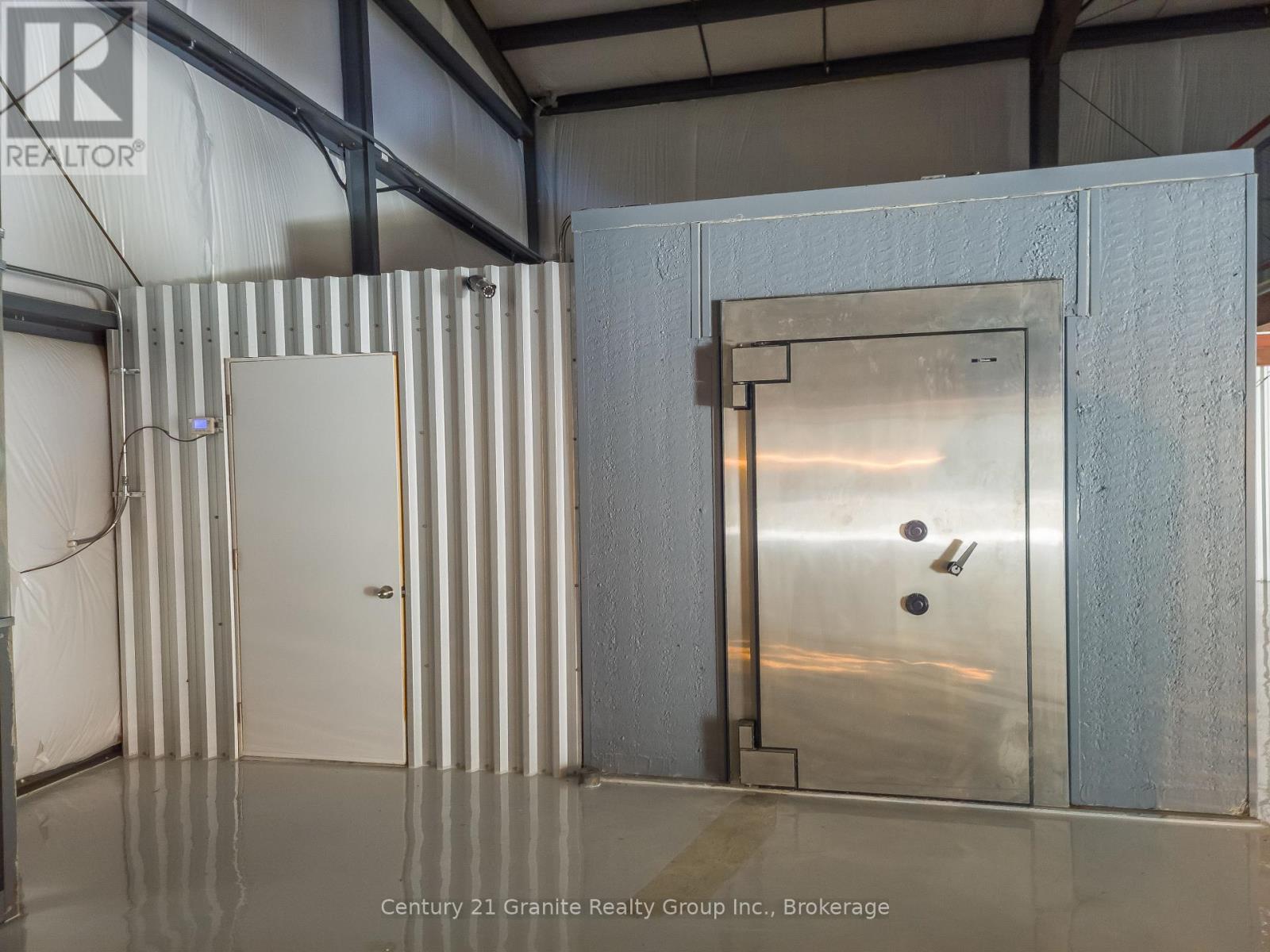 367 Industrial Park Road, Dysart Et Al, Ontario  K0M 1S0 - Photo 16 - X12044391