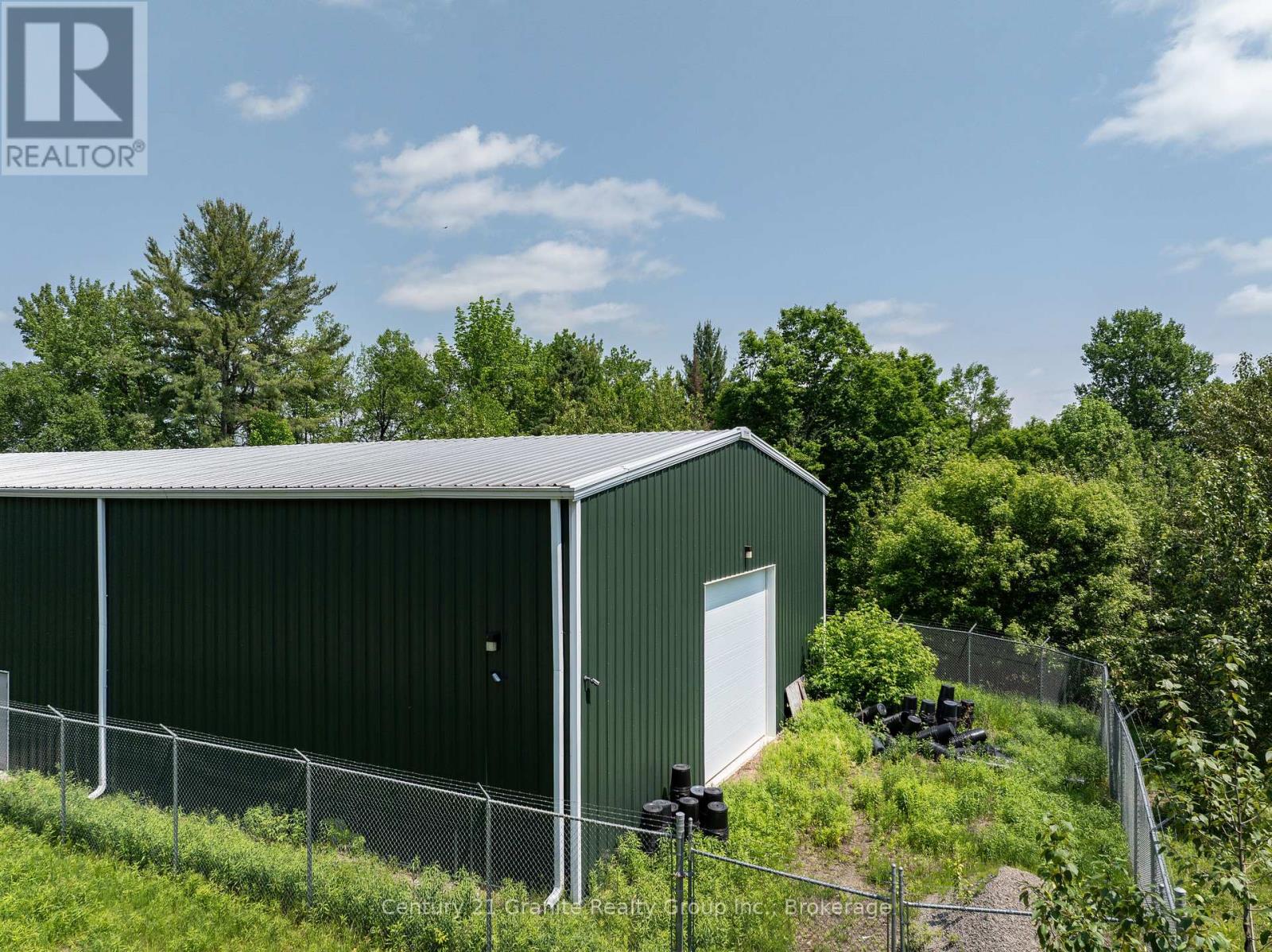 367 Industrial Park Road, Dysart Et Al, Ontario  K0M 1S0 - Photo 7 - X12044391