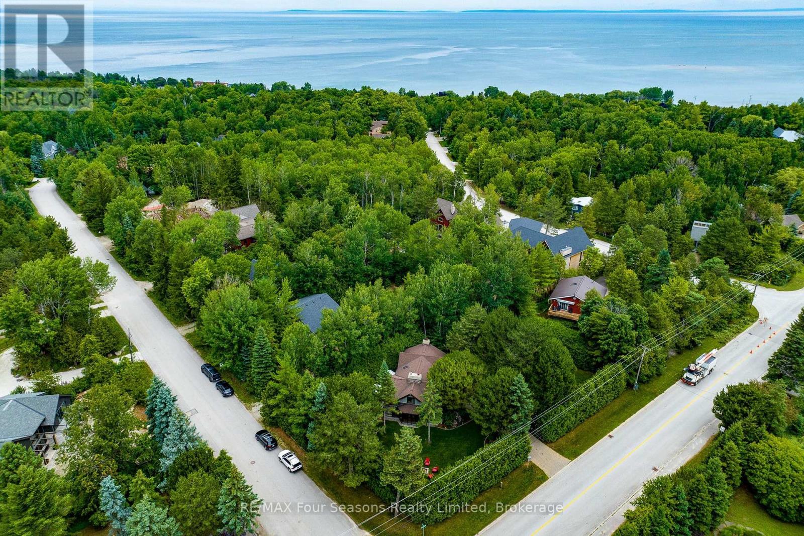 151 Sleepy Hollow Road, Blue Mountains, Ontario  L9Y 0S8 - Photo 42 - X12044398