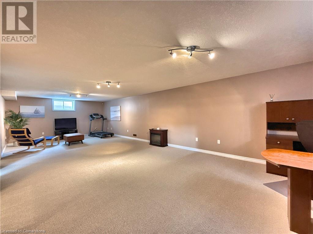 Photo 31 of 44 for 665 Kokanee Road