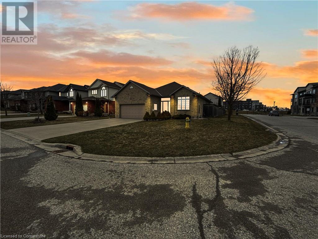 Photo 4 of 44 for 665 Kokanee Road