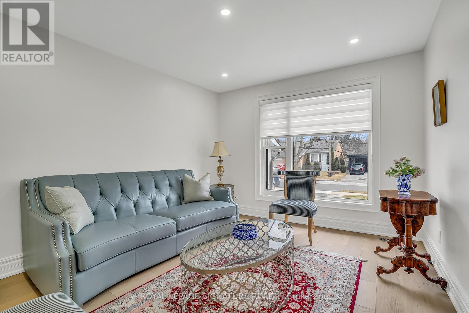 Property at 160 THREE VALLEYS DRIVE image 5