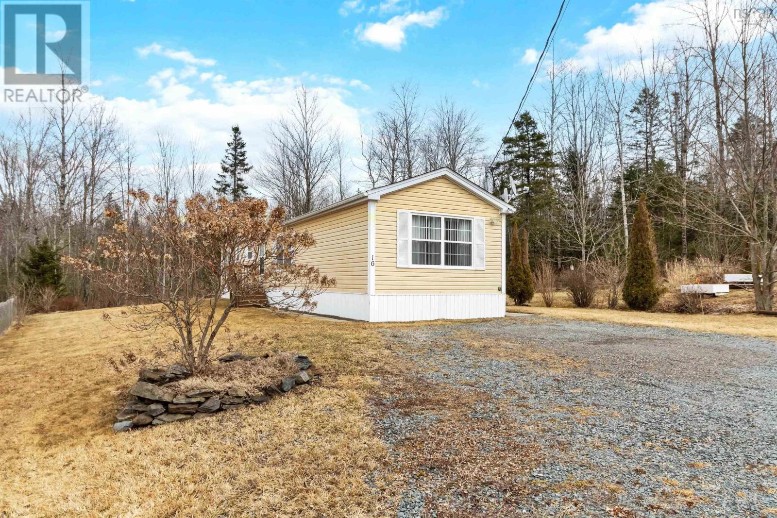 16 Low Tide Road, stewiacke, Nova Scotia