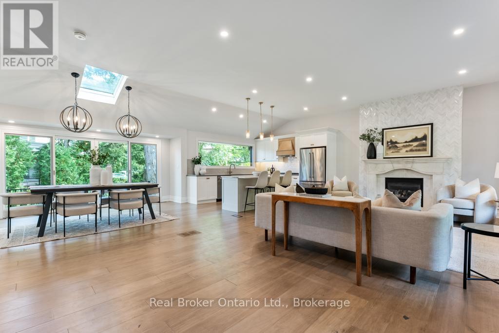 Property at 307 SOUTH COURT image 4