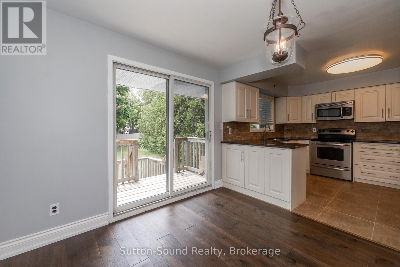 365 24th Street W, Owen Sound, Ontario  N4K 4H7 - Photo 16 - X12044439