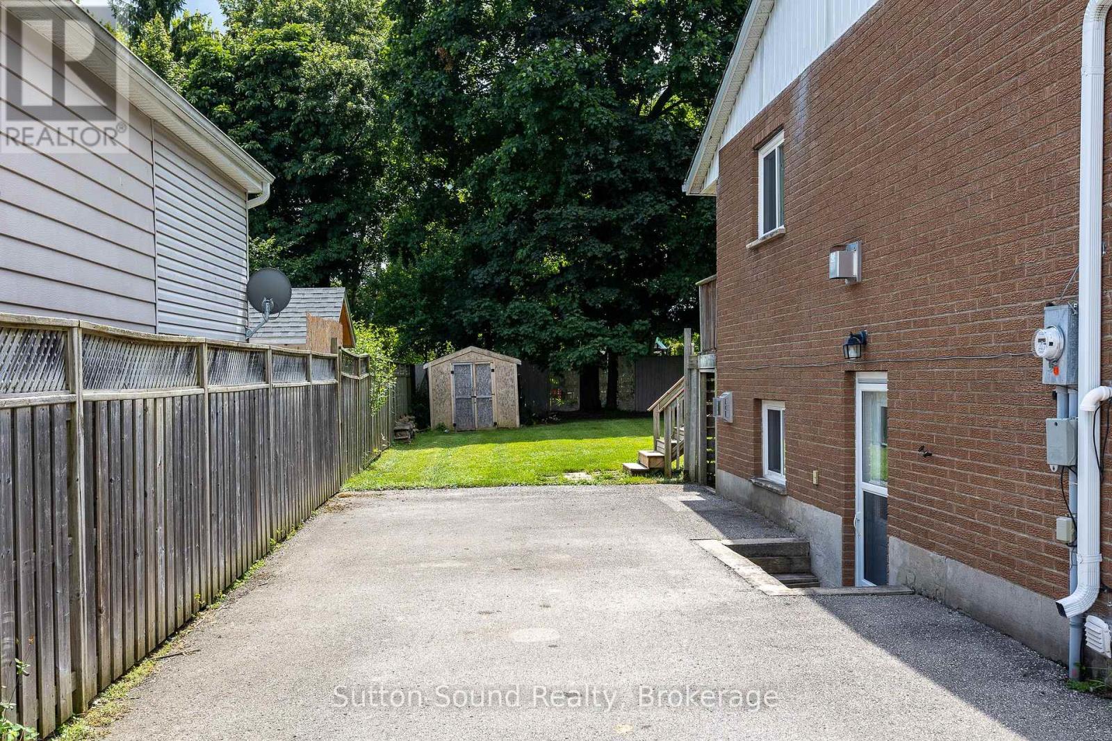 365 24th Street W, Owen Sound, Ontario  N4K 4H7 - Photo 6 - X12044439