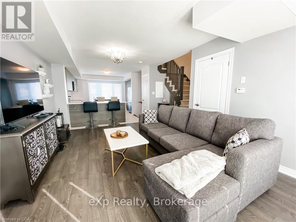 Property at 4 - 124 WATSON PARKWAY N image 5