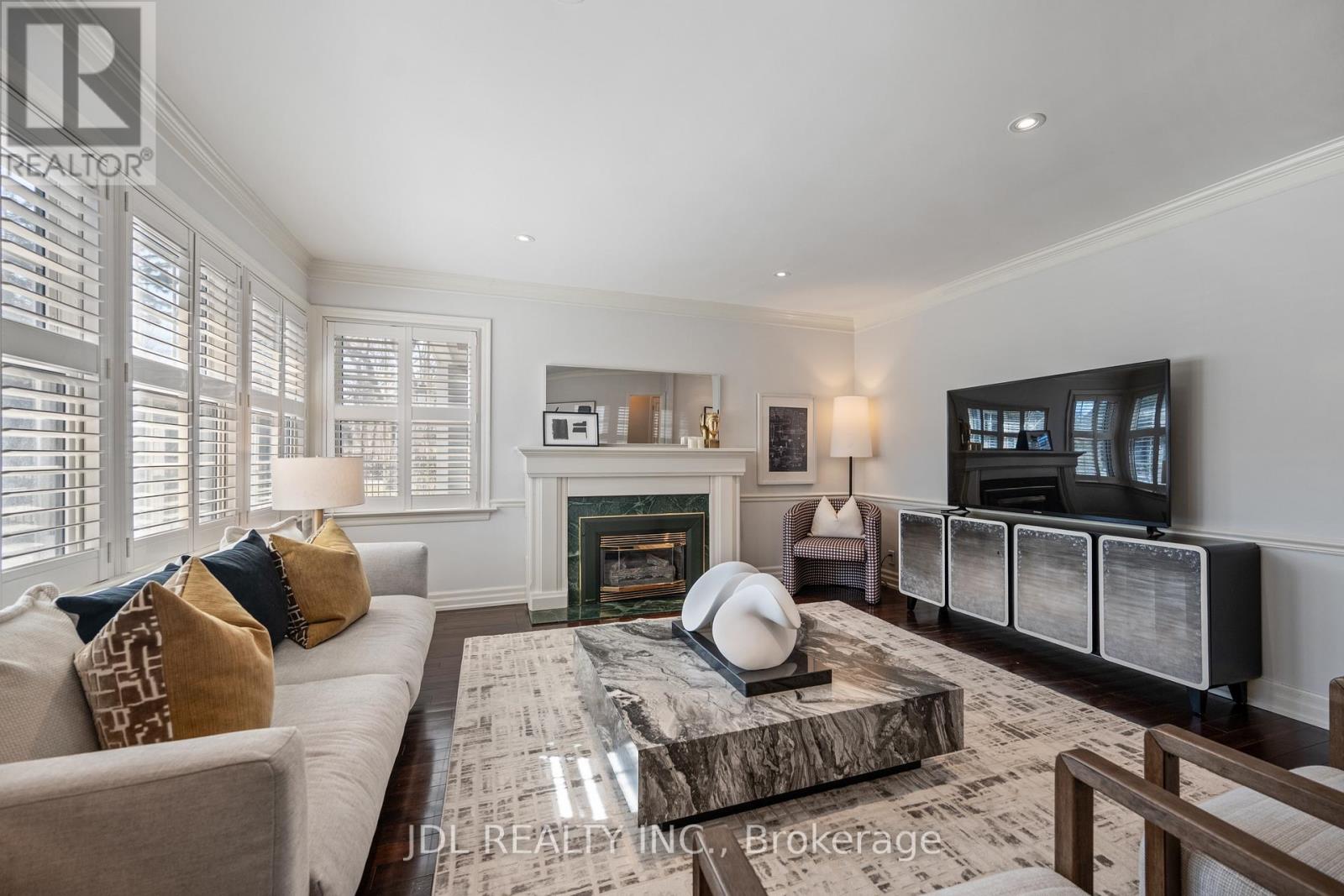 Property at 1207 LINBROOK ROAD image 4