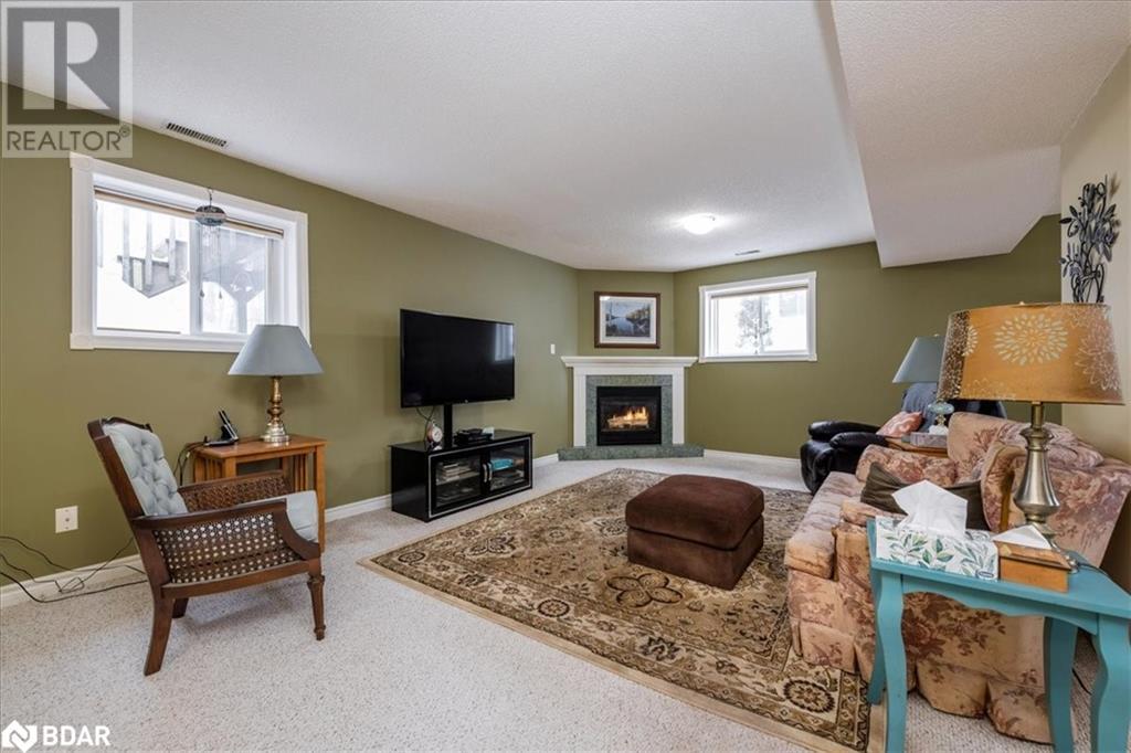 15 Lisbon Court, Wasaga Beach, Ontario  L9Z 1L2 - Photo 18 - 40698078