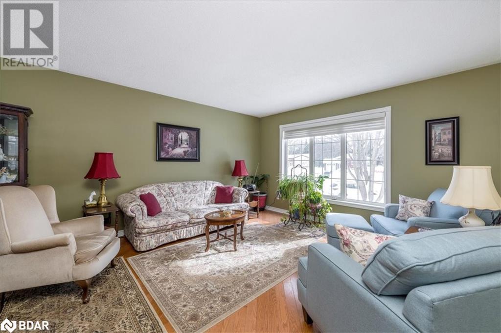 15 Lisbon Court, Wasaga Beach, Ontario  L9Z 1L2 - Photo 6 - 40698078