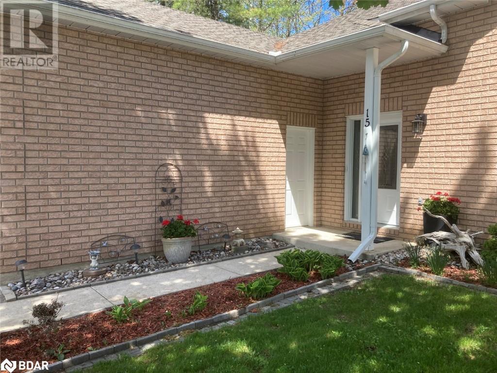 15 Lisbon Court, Wasaga Beach, Ontario  L9Z 1L2 - Photo 26 - 40698078